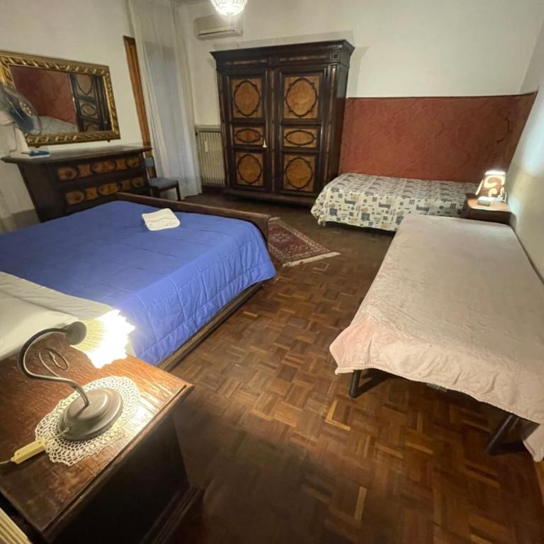 Princess Guest House Canal View - Camera Quadrupla con Bagno in Comune e Terrazza - 14