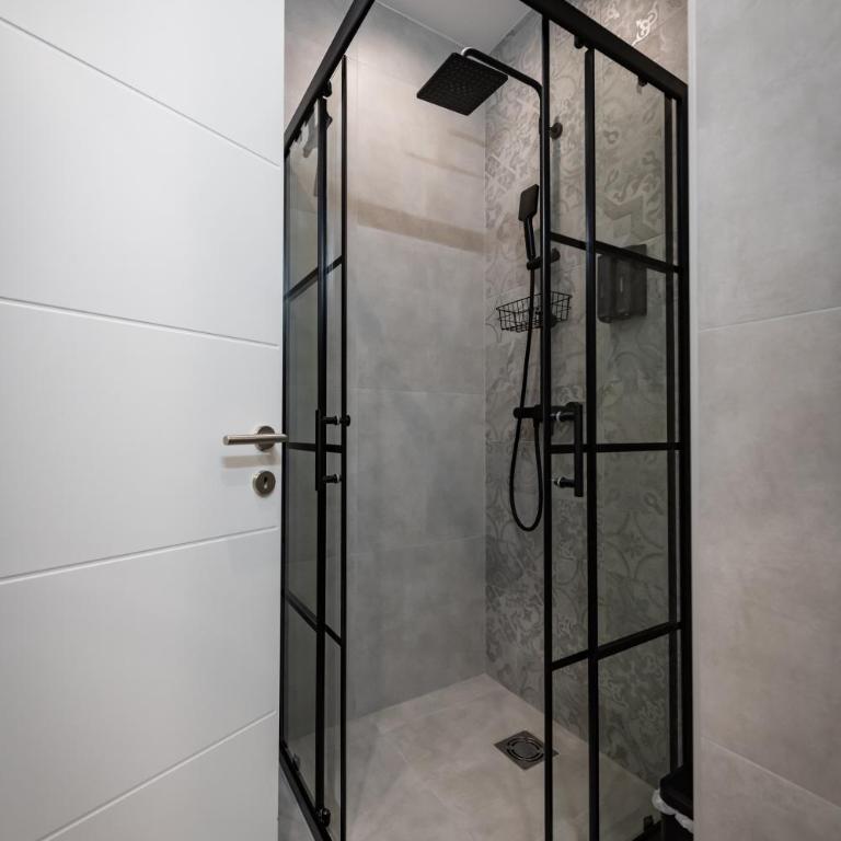 FAMILY RESORT SUBOTICA Apartments - Deluxe Suite - 17