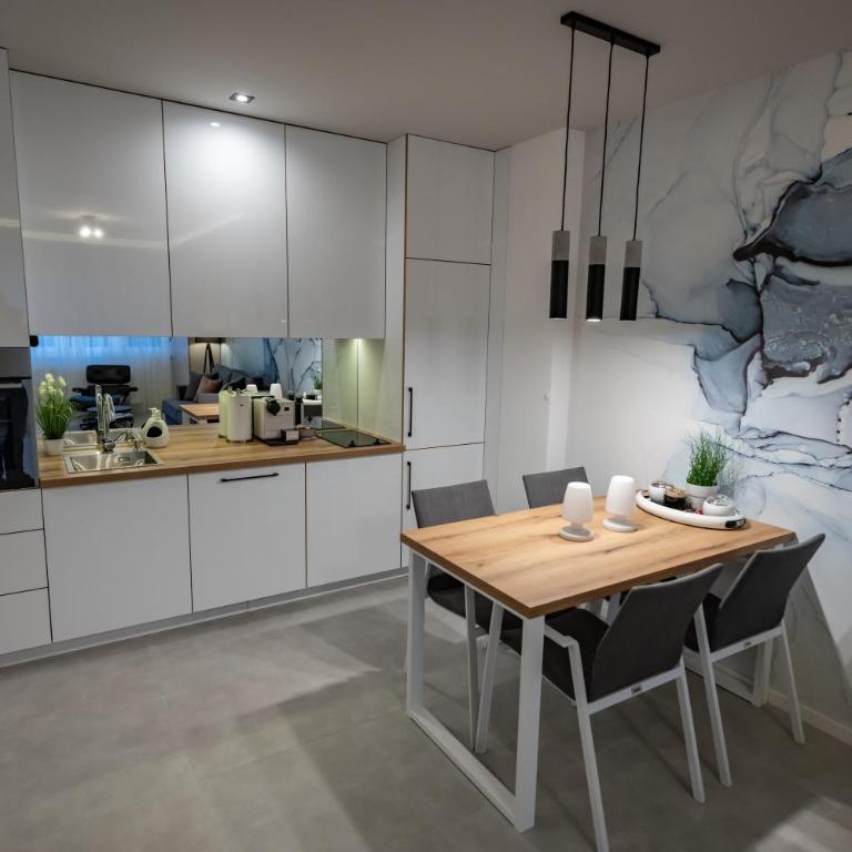 FAMILY RESORT SUBOTICA Apartments - Deluxe Suite - 10