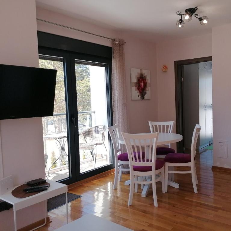 Milan ex SMILE 2 - Apartman sa 1 Spavaćom Sobom - 17