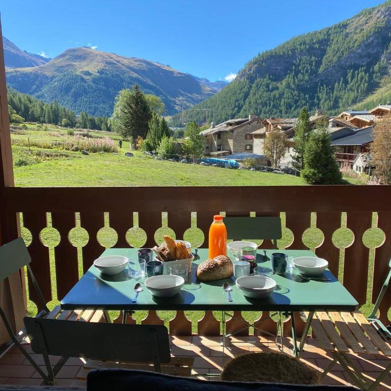 Appartement esprit chalet - splendide vue montagne à 180 - Appartement avec Vue sur la Montagne - 27
