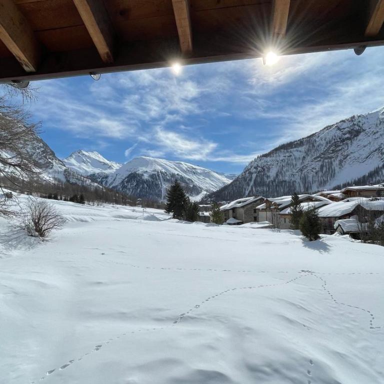 Appartement esprit chalet - splendide vue montagne à 180 - Appartement avec Vue sur la Montagne - 19