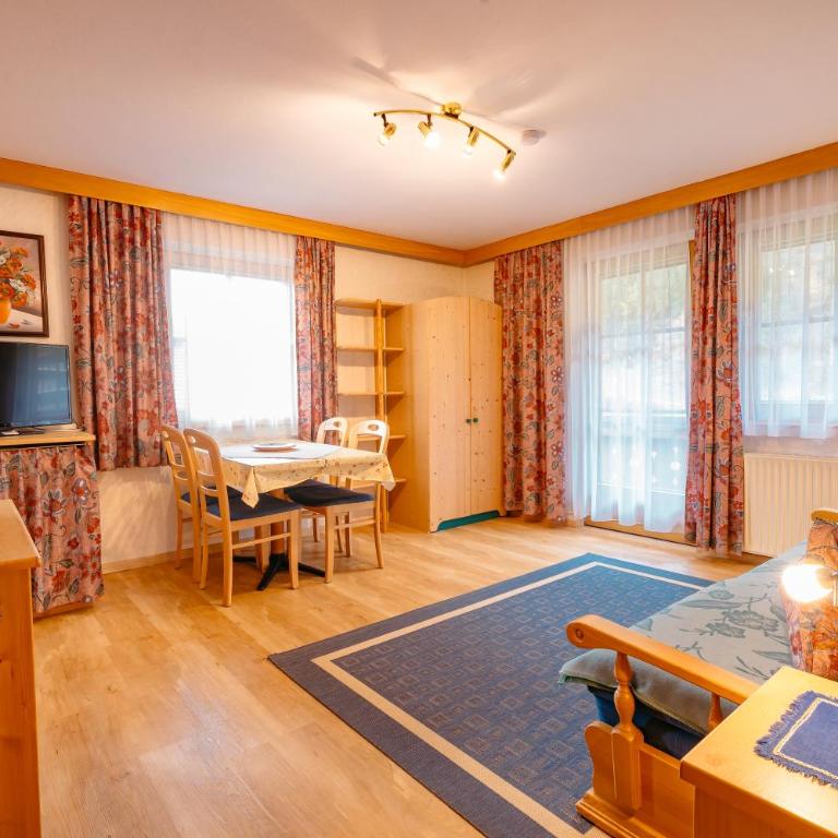 Gästehaus Waldruh - Apartment mit 1 Schlafzimmer - 12