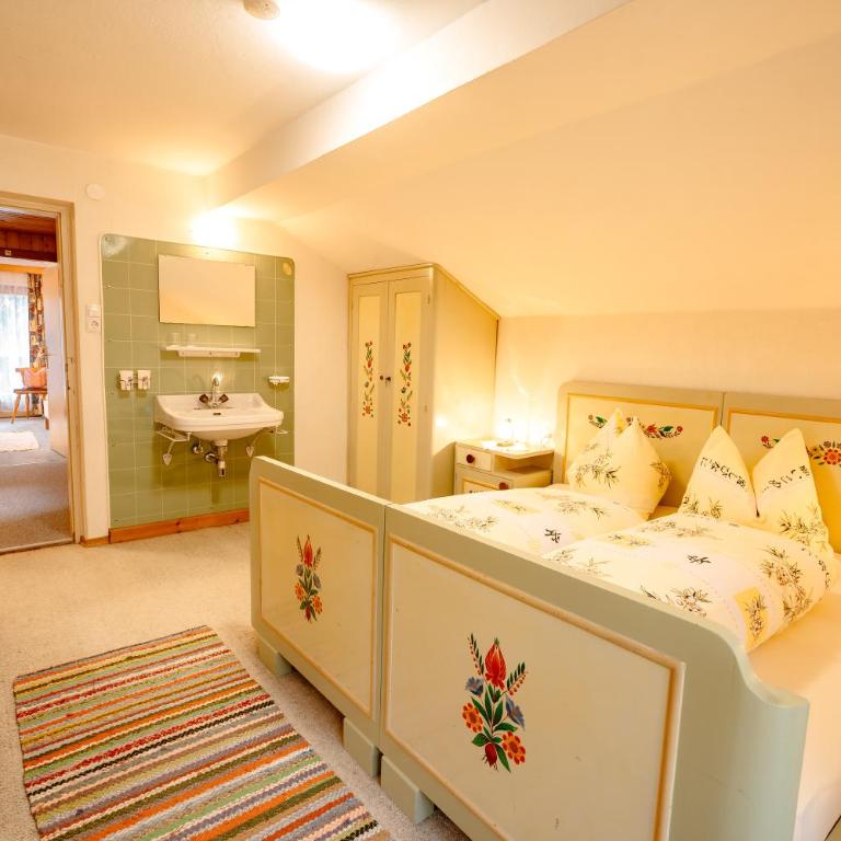 Gästehaus Waldruh - Apartment mit 3 Schlafzimmern - 5