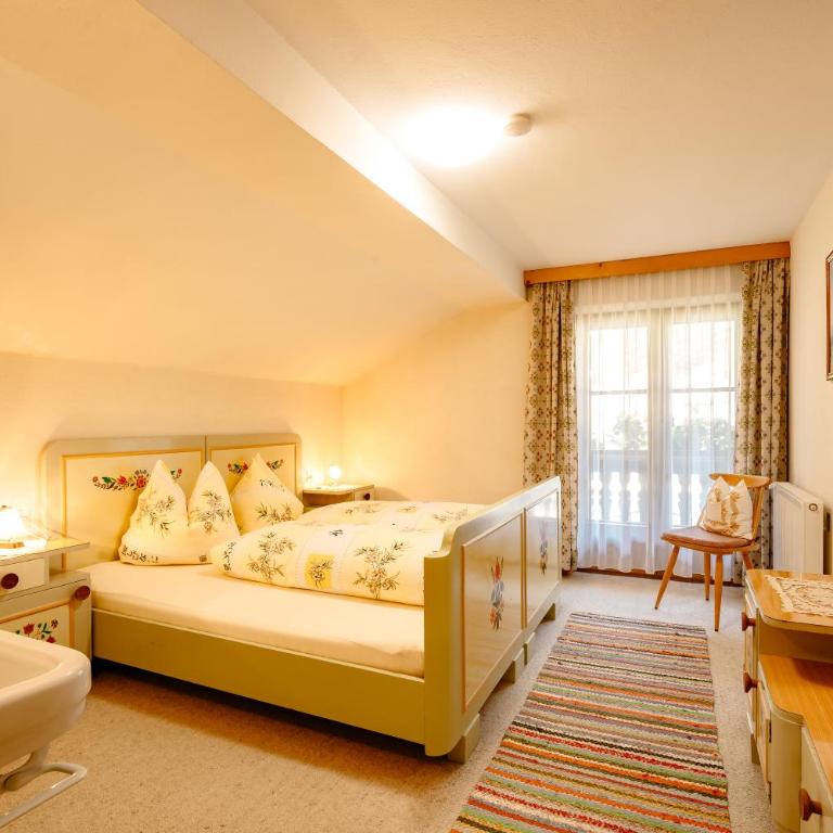 Gästehaus Waldruh - Apartment mit 3 Schlafzimmern - 1