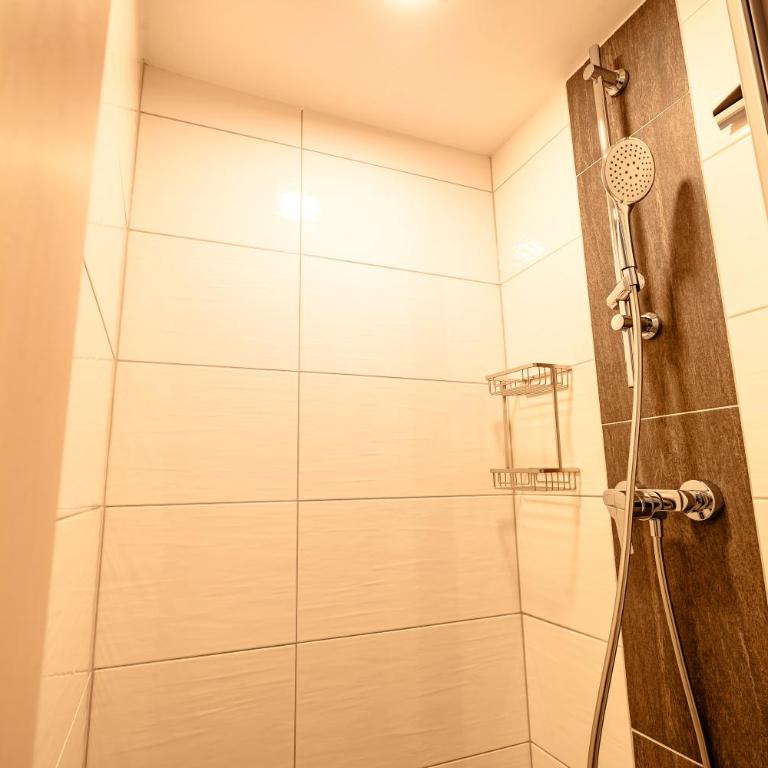 Gästehaus Waldruh - Apartment mit 3 Schlafzimmern - 23