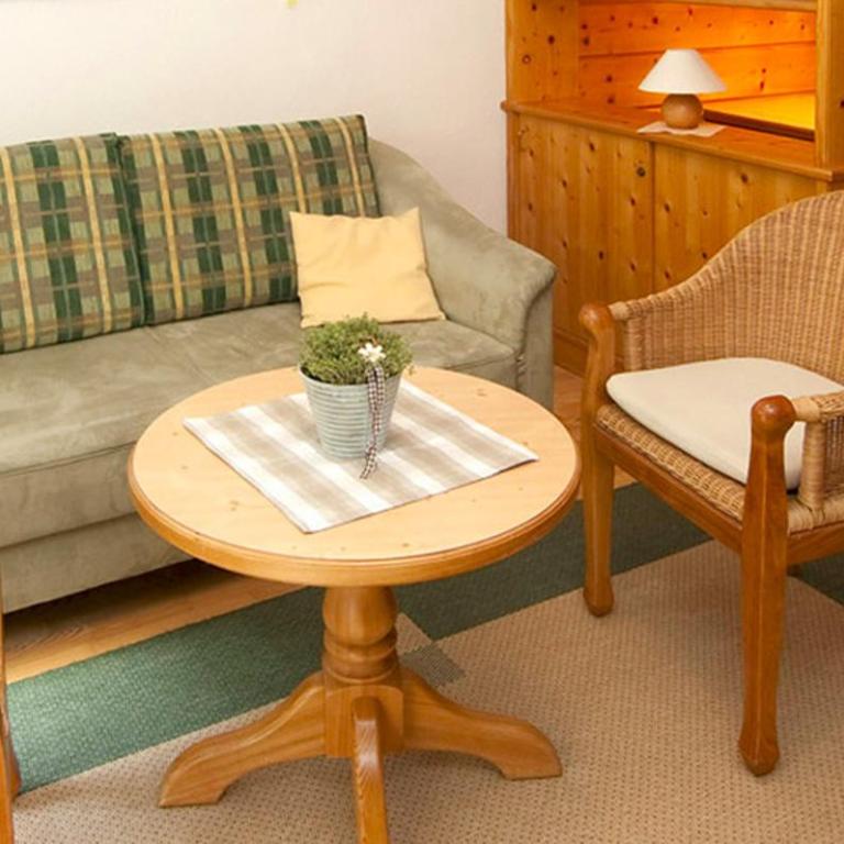 Ferienwohnung Lilli inklusive Bad Hindelang Plus - Apartment mit 1 Schlafzimmer und Terrasse - 3