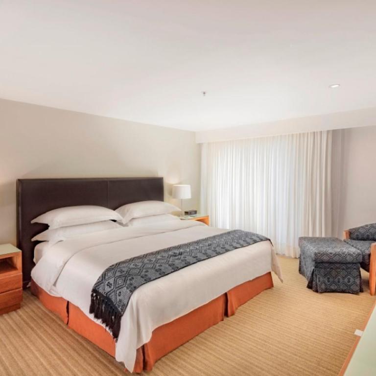 Presidente InterContinental Puebla by IHG - Habitación Clásica con cama extragrande y acceso al club lounge - 3