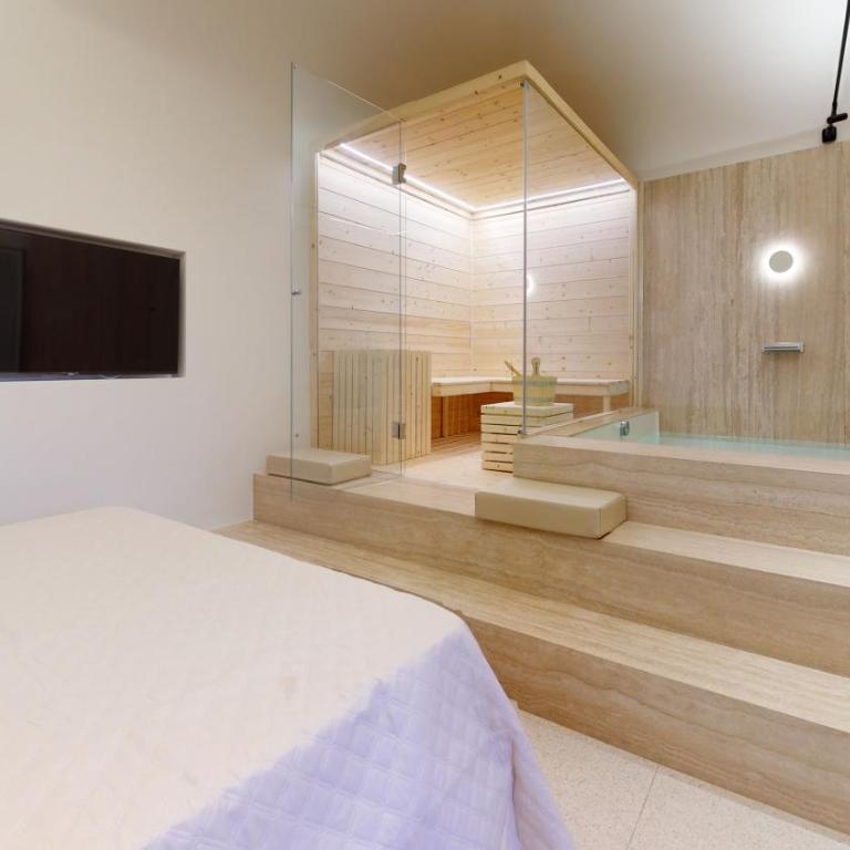 Carletta's Aparta-Suite & Spa - King Room with Spa Bath - 5