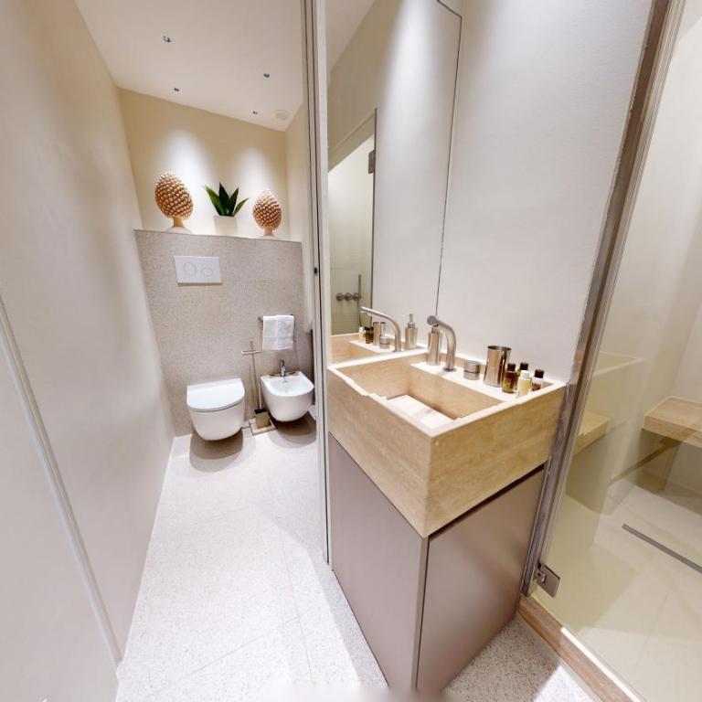 Carletta's Aparta-Suite & Spa - King Room with Spa Bath - 7