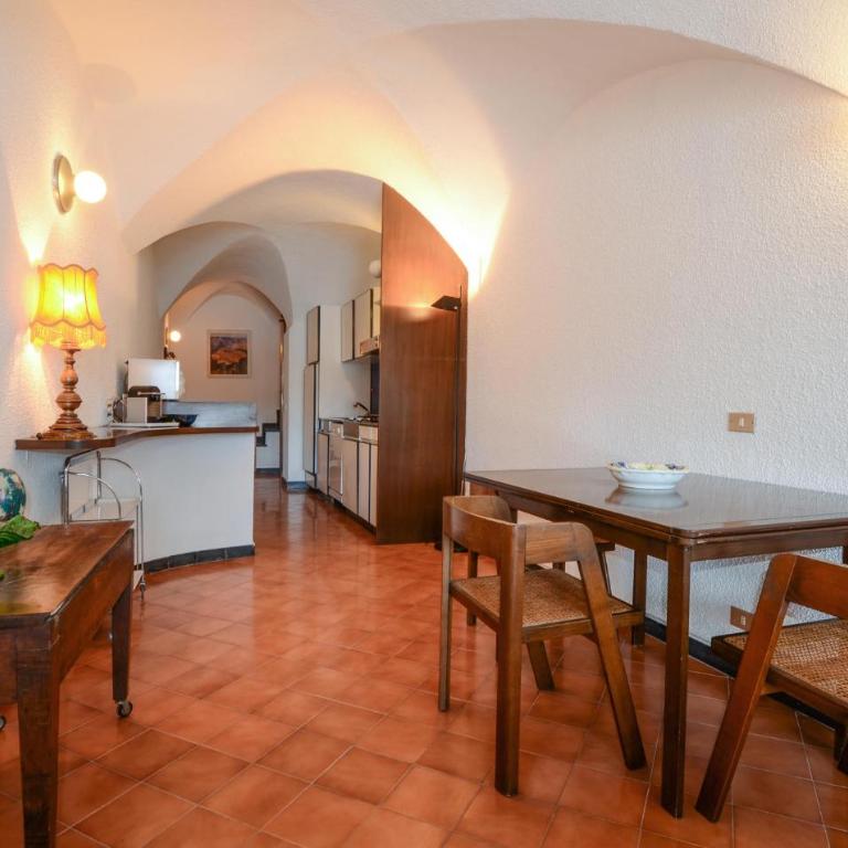 Stunning Apartment In Portovenere - Two-Bedroom Apartment - 4