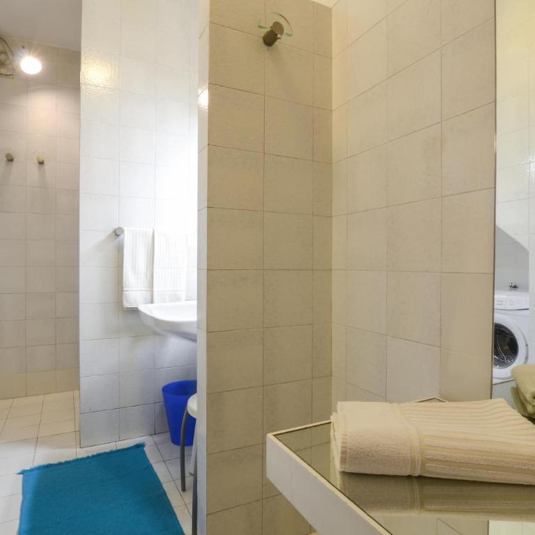 Stunning Apartment In Portovenere - Two-Bedroom Apartment - 18