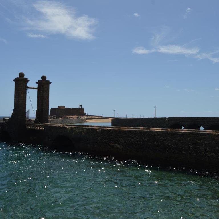 Bright, modern apartment in the heart of Arrecife - Apartamento de 2 dormitorios - 32