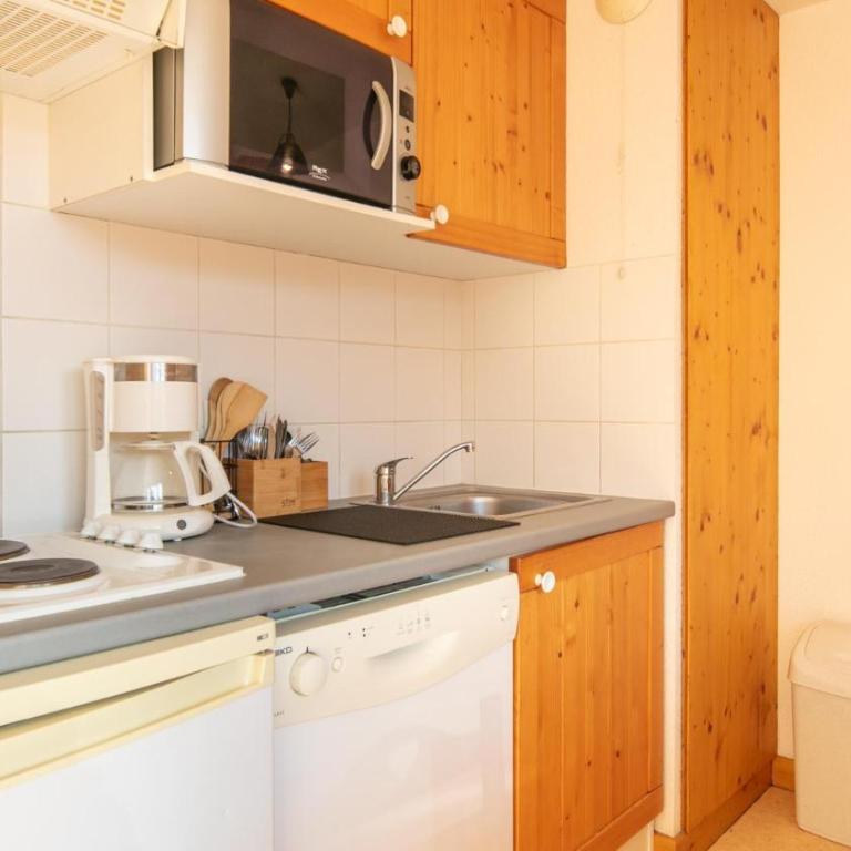 Les Bouquetins- 10- Appart Proche pistes- 6 pers - Apartamento - 13