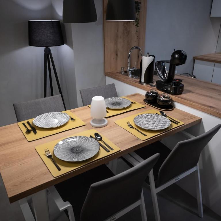 FAMILY RESORT SUBOTICA Apartments - Deluxe Suite - 6