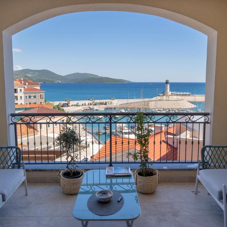 Lustica Bay Vacation Homes - One Bedroom Residence Sea View - 14