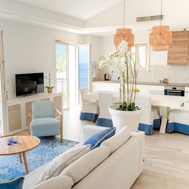 Lustica Bay Vacation Homes - One Bedroom Residence Sea View - 4
