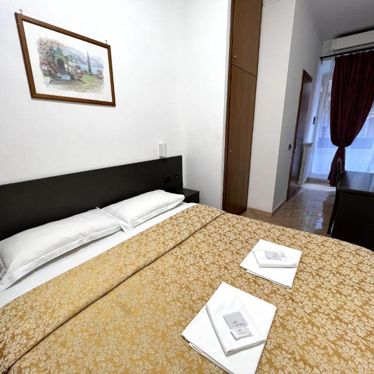 Hotel domus termini - Camera Matrimoniale con Bagno Privato - 7