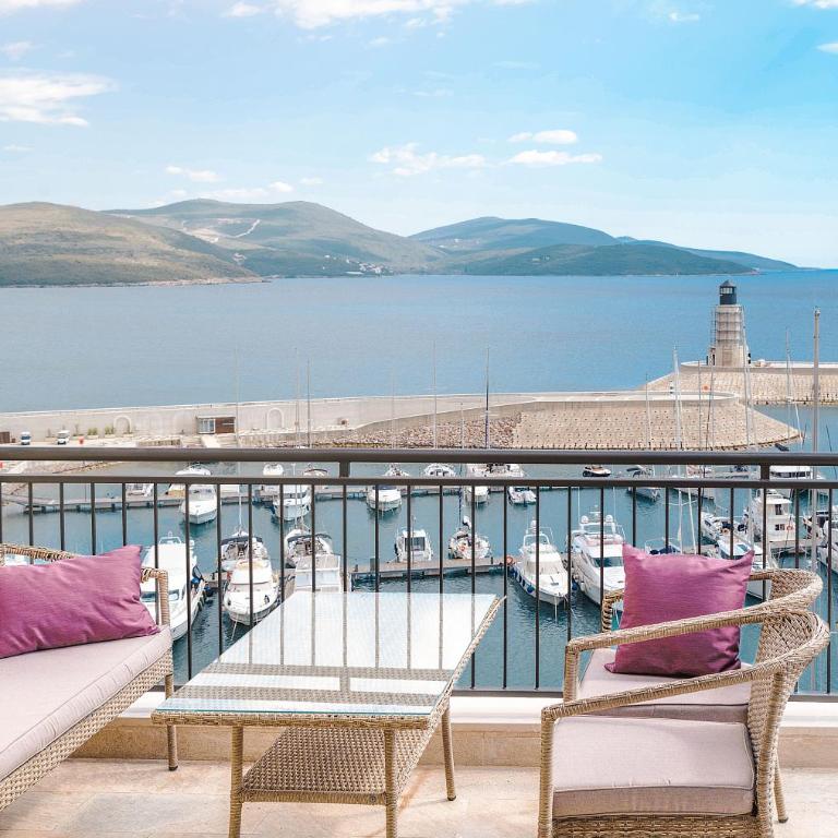 Lustica Bay Vacation Homes - Three Bedroom Residence Sea View - 6