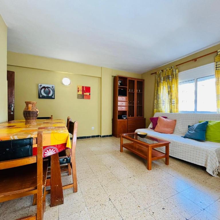 Apartamento Alaska acogedor y a 100metros de la playa - Apartamento de 2 dormitorios - 2