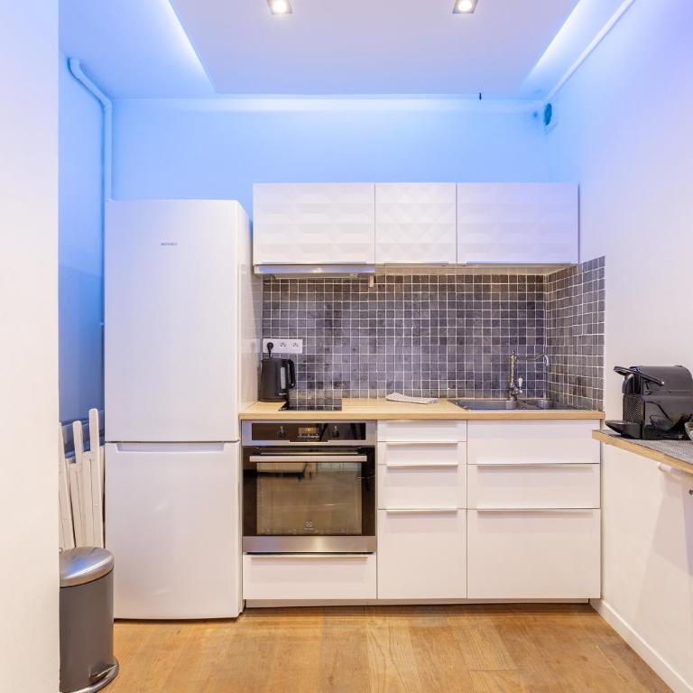 Victor Hugo Flat - Studio - 9