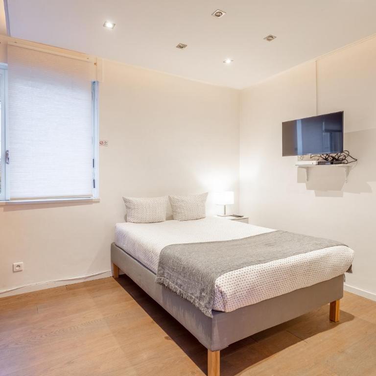 Victor Hugo Flat - Studio - 2