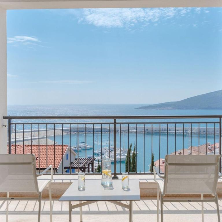 Lustica Bay Vacation Homes - Two Bedroom Residence Sea View with Twin Beds - 2