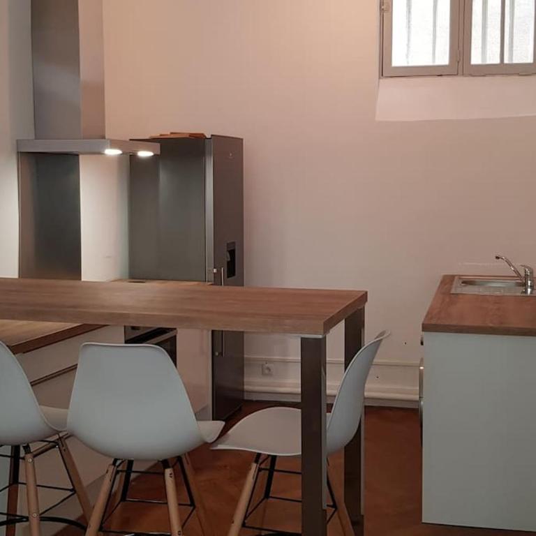 Appart grand standing, centre historique climatise - Apartment - 14