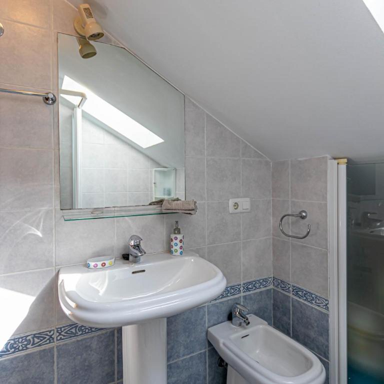 797 Holiday Rentals- Duplex para 7 en la carihuela a 1 min de la playa - Apartamento de 3 dormitorios - 29
