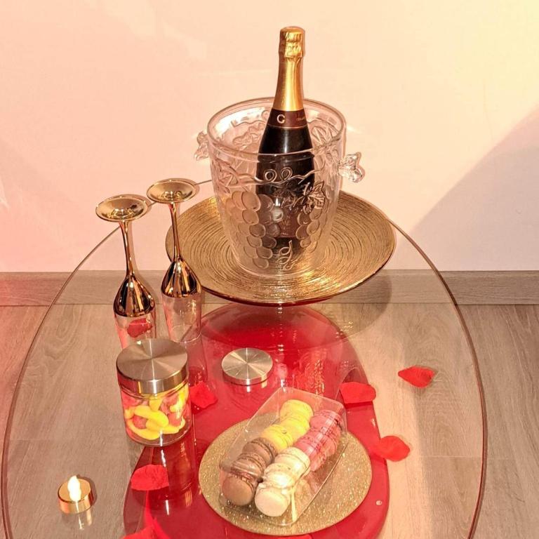 L'Aurore Love Room de prestige jacuzzi sauna piscine chauffée cuisine - Maison 1 Chambre - 41