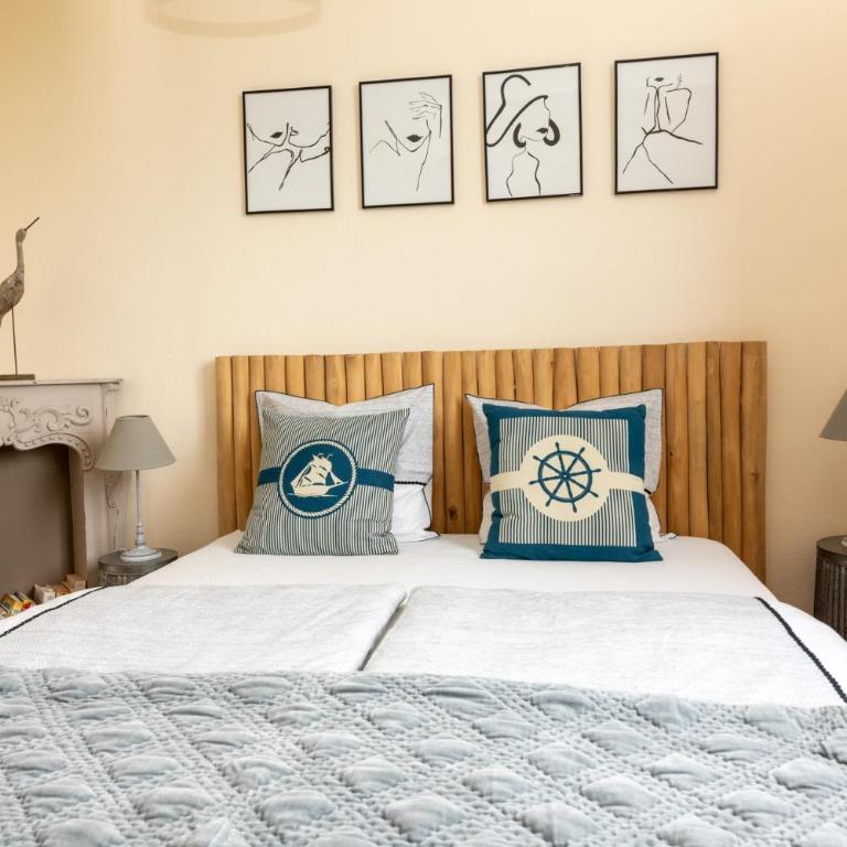 Côté PECHEUR - Chambre Familiale avec Salle de Bains Privative - 22