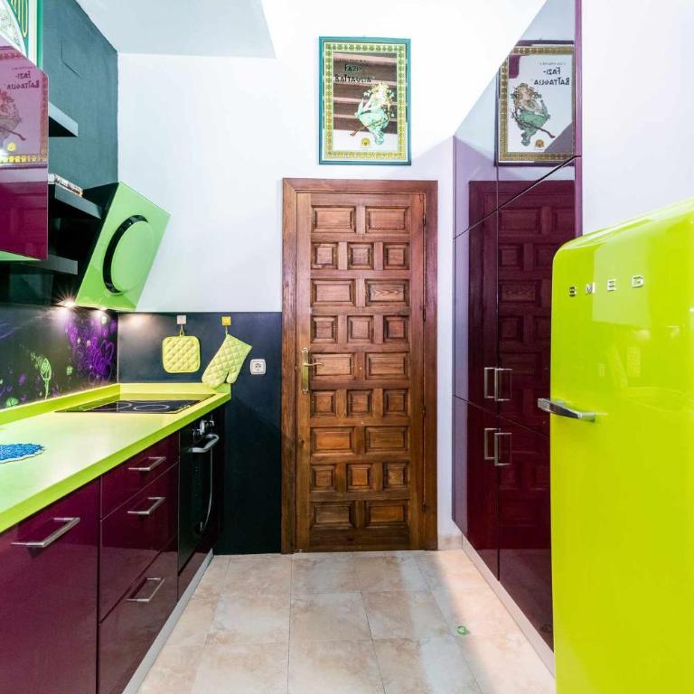 Cómodo y moderno apartamento centro Granada - Two-Bedroom Apartment - 16