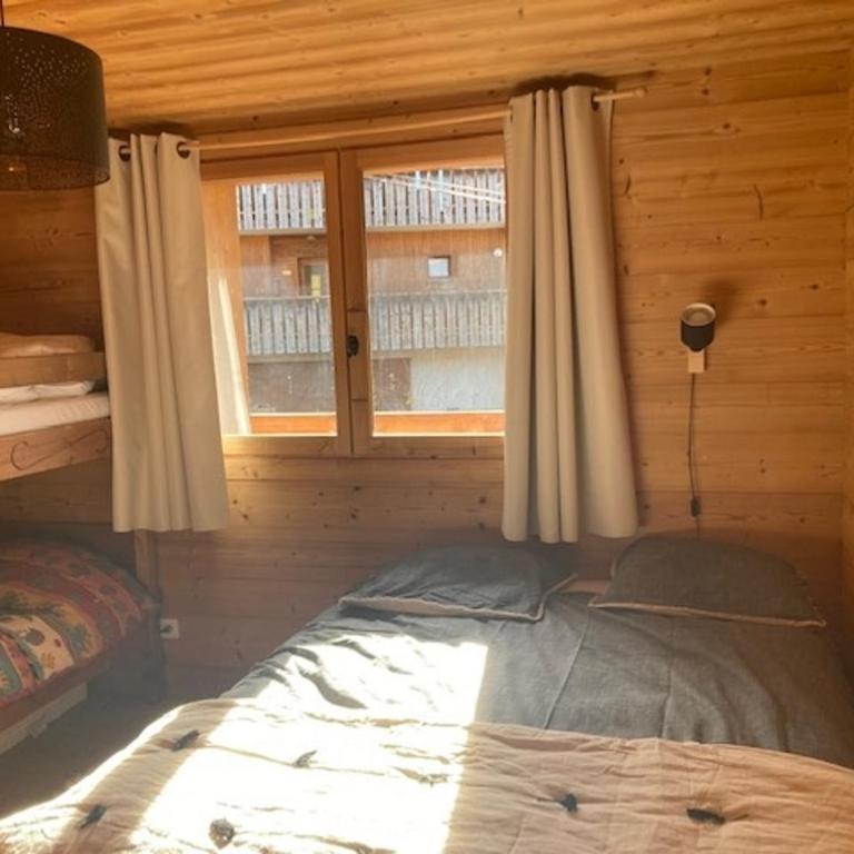 Appartement 3 chambres avec terrasse, balcon, terrain de boule, parking, wifi - FR-1-459-189 - Apartment - 6