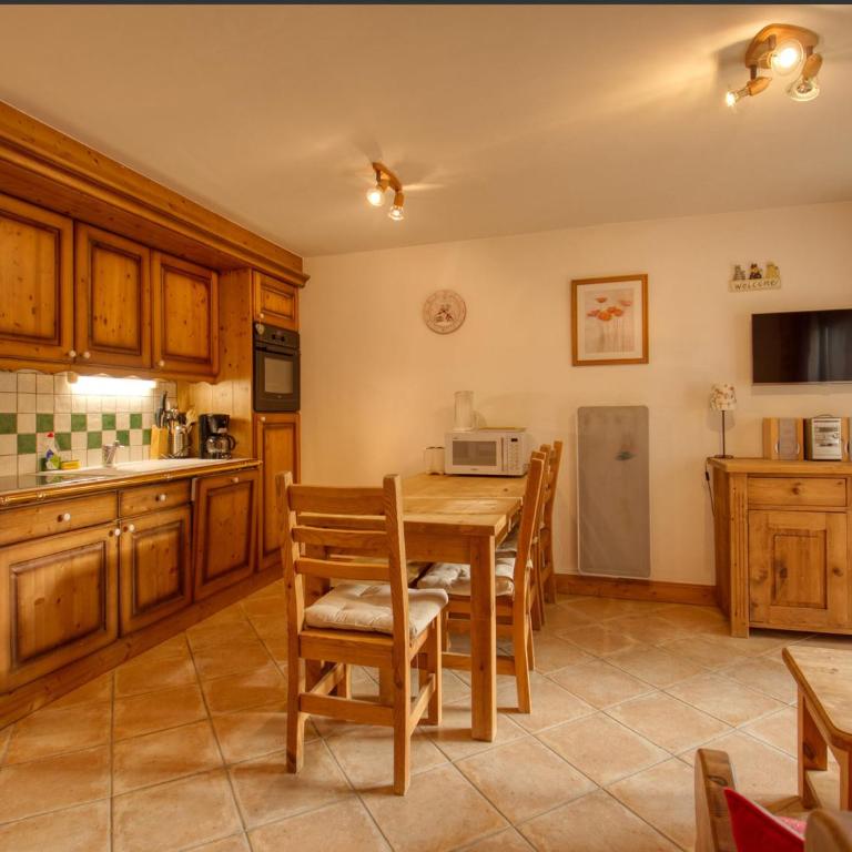 Appartement 2 ch - 6 pers - Pieds des pistes à Morillon - Appartement 2 Chambres - 10