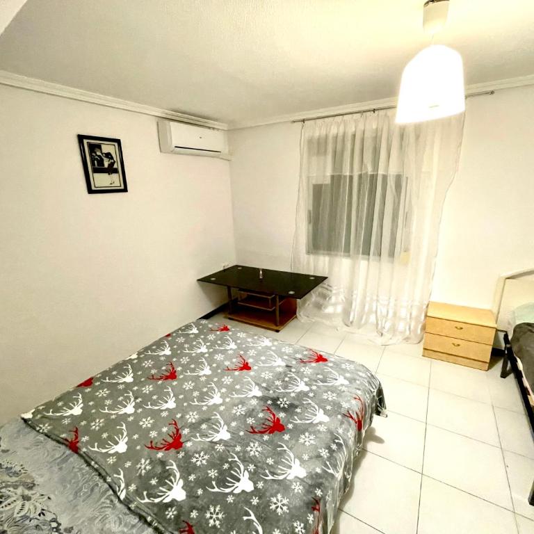 Las habitaciones en Alicante - Basic Triple Room with Shared Bathroom - 2