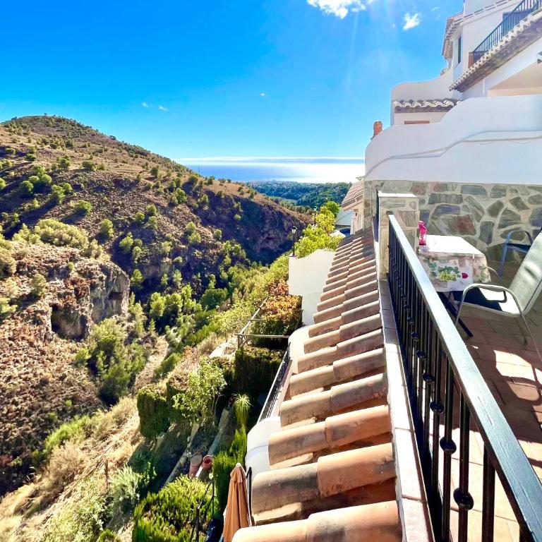 Apartamentos Axarquia , Frigiliana, terraza privada con vistas a la montaña rio y al mar - Apartamento de 1 dormitorio - 39