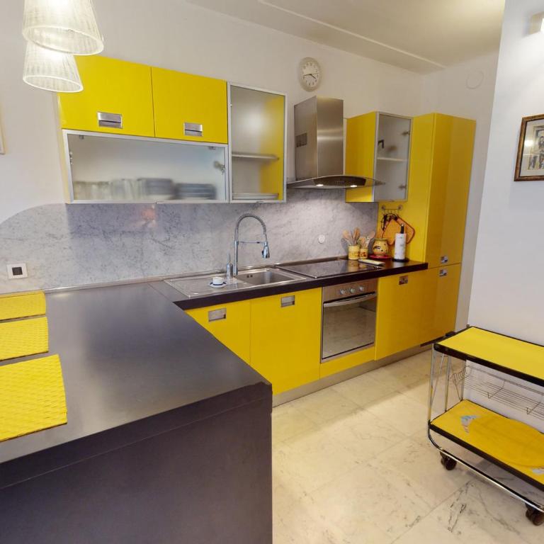 Grand 2 pièces climatisé avec terrasse et garage privé près de la mer - FR-1-196-311 - Appartement - 6