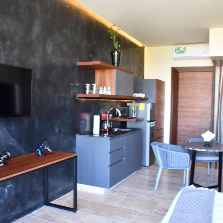 Ceren Luxury Apartments at Fifth Avenue by Spot Rentals - Deluxe Suite with Sea View - 19