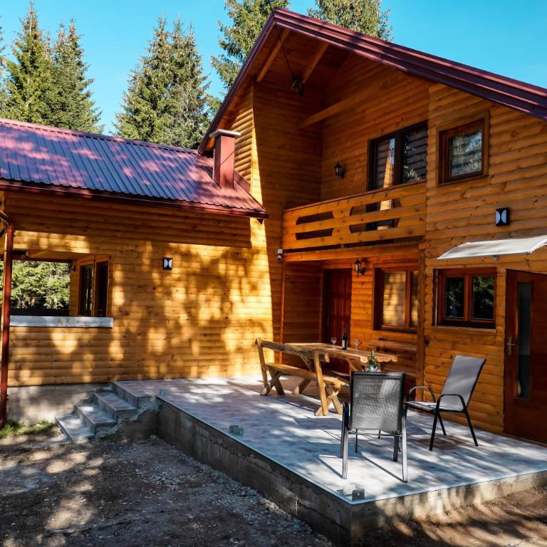 Ski Chalet Jahorina - One-Bedroom Chalet - 3