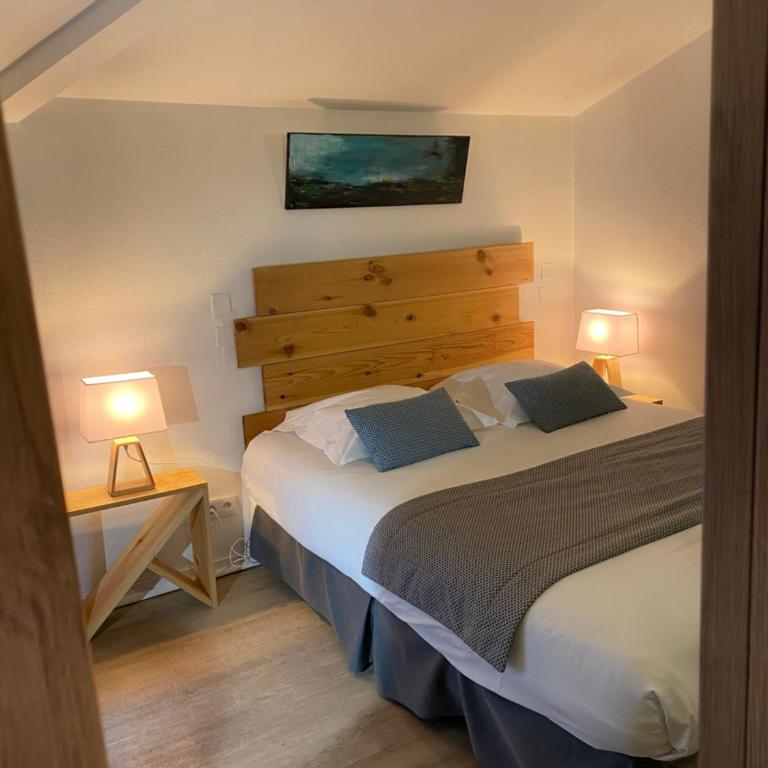Lyo Hôtel - Centre Lyon Perrache - Chambre Suite en Duplex avec Baignoire Spa - 1