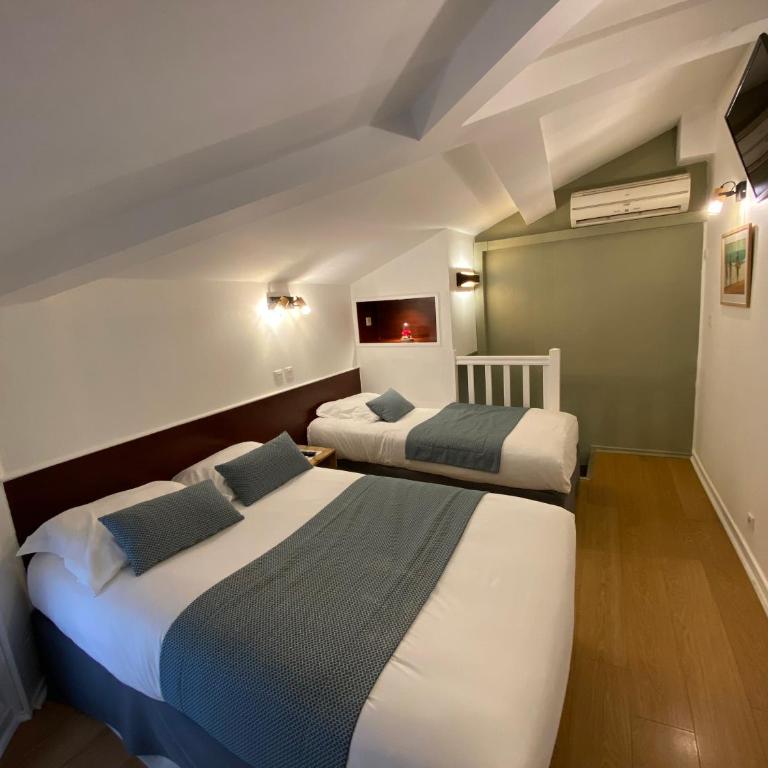 Lyo Hôtel - Centre Lyon Perrache - Chambre Quadruple en Duplex - 6