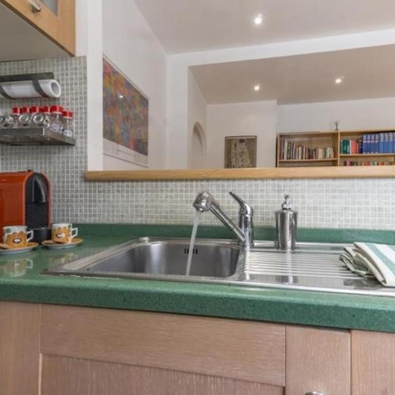 Ottimo per policlinico Gemelli, non lontano da San Pietro - Apartment mit 1 Schlafzimmer - 13