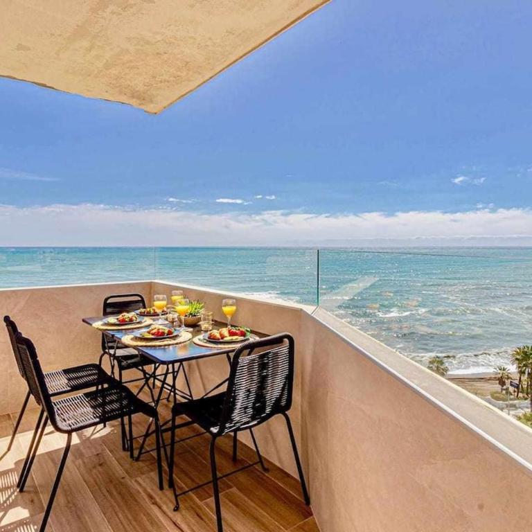 797 Holiday Rentals - Benalbeach- Moderno piso para 4 con vistas al mar - Two-Bedroom Apartment - 6