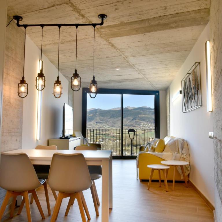 ELS 4 PICS - Apartamento de 2 dormitorios - 1