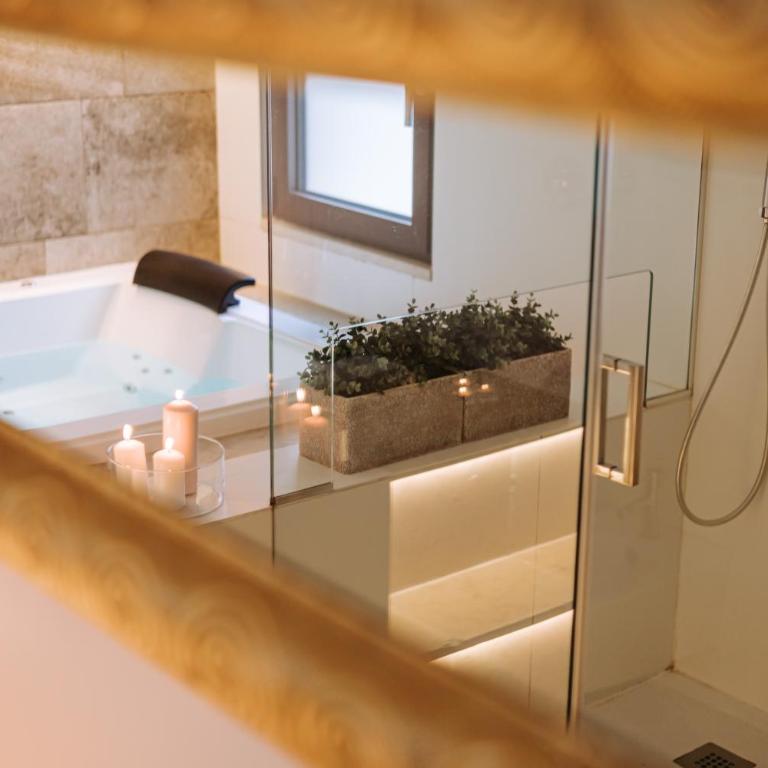 Dimora Pirrelli Boutique Hotel & Spa - Suite King con Vasca Idromassaggio - 7