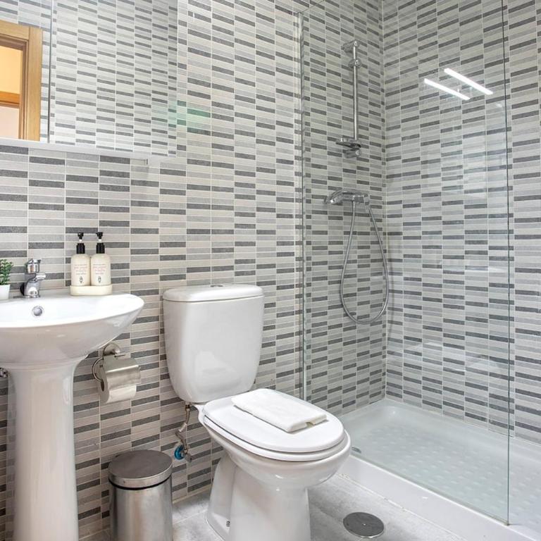 -MalagaSunApts- Huge & Central * Pool* FreePARK* - Apartamento - 14