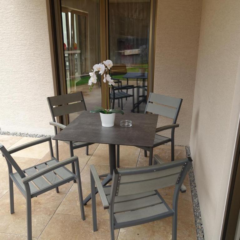 Ferienwohnung Chalet Marienbrunnen - Apartment mit Dusche - 7