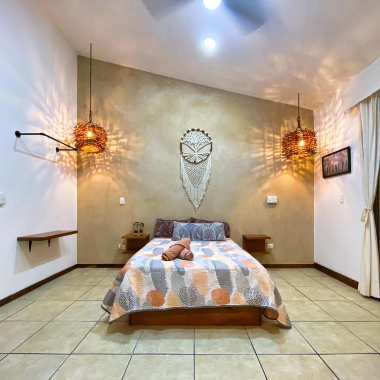 Humant Coliving - Cancún - Queen Room with Shared Bathroom - 4