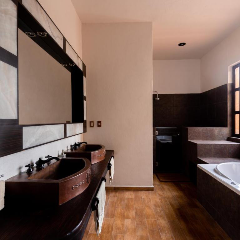Hacienda Maria Eugenio - Suite - 3