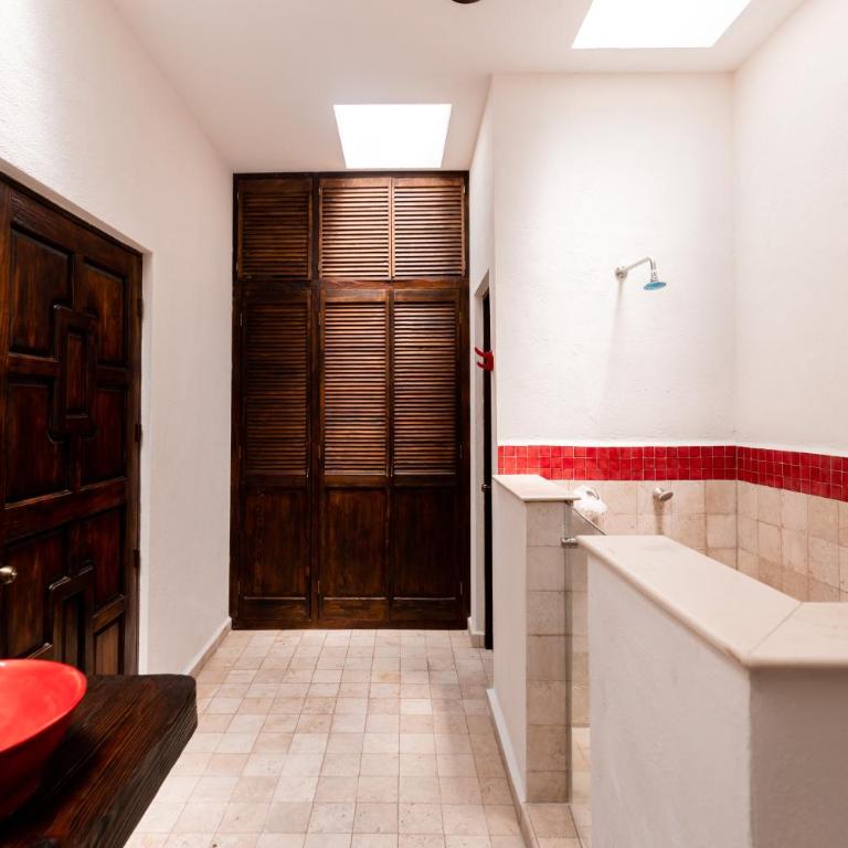 Hacienda Maria Eugenio - Family Double Room - 3